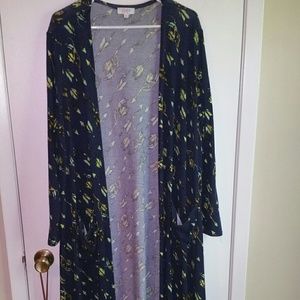 Navy Sarah with arrows